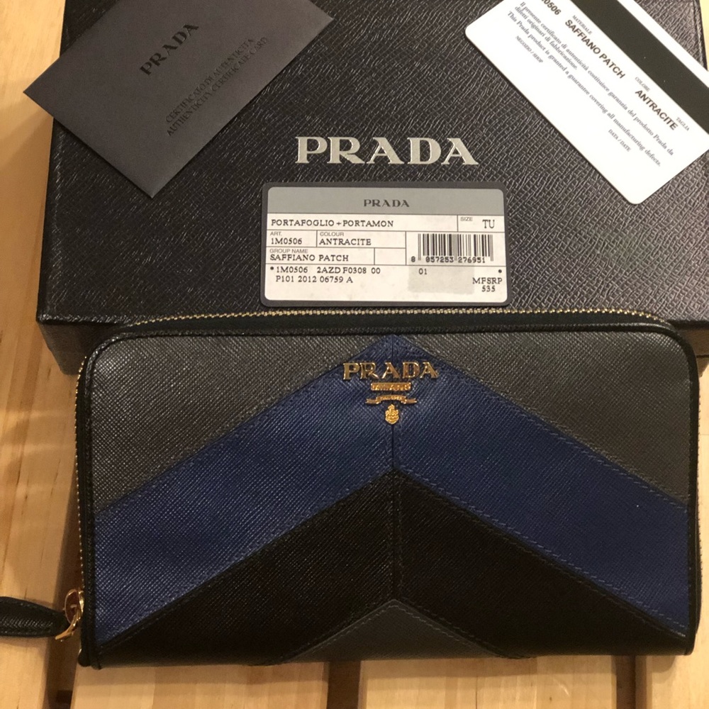 NIB authentic Prada leather wallet